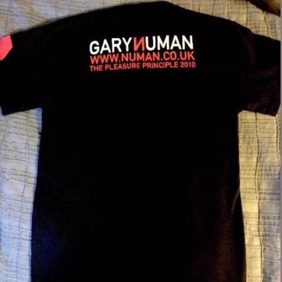 Gary NUMAN Tshirt mens Sz S from the 2010 Pleasure Principle Tour NEW - Picture 3 of 3